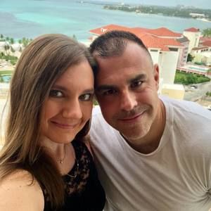 Meet your Posher, Cynthia